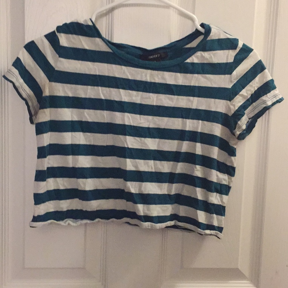 💞FOREVER 21 CROP TOP